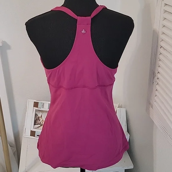 ☘️3/$30 🆕️ prAna Hope Tank - Picture 4 of 8